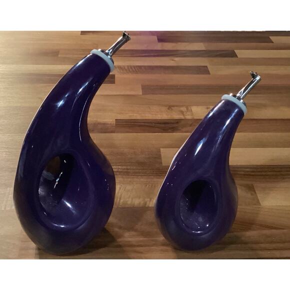 Rachel Ray Olive Oil Vinegar Dispensers Stoneware Eggplant Purple Set Of 2 - Picture 4 of 7